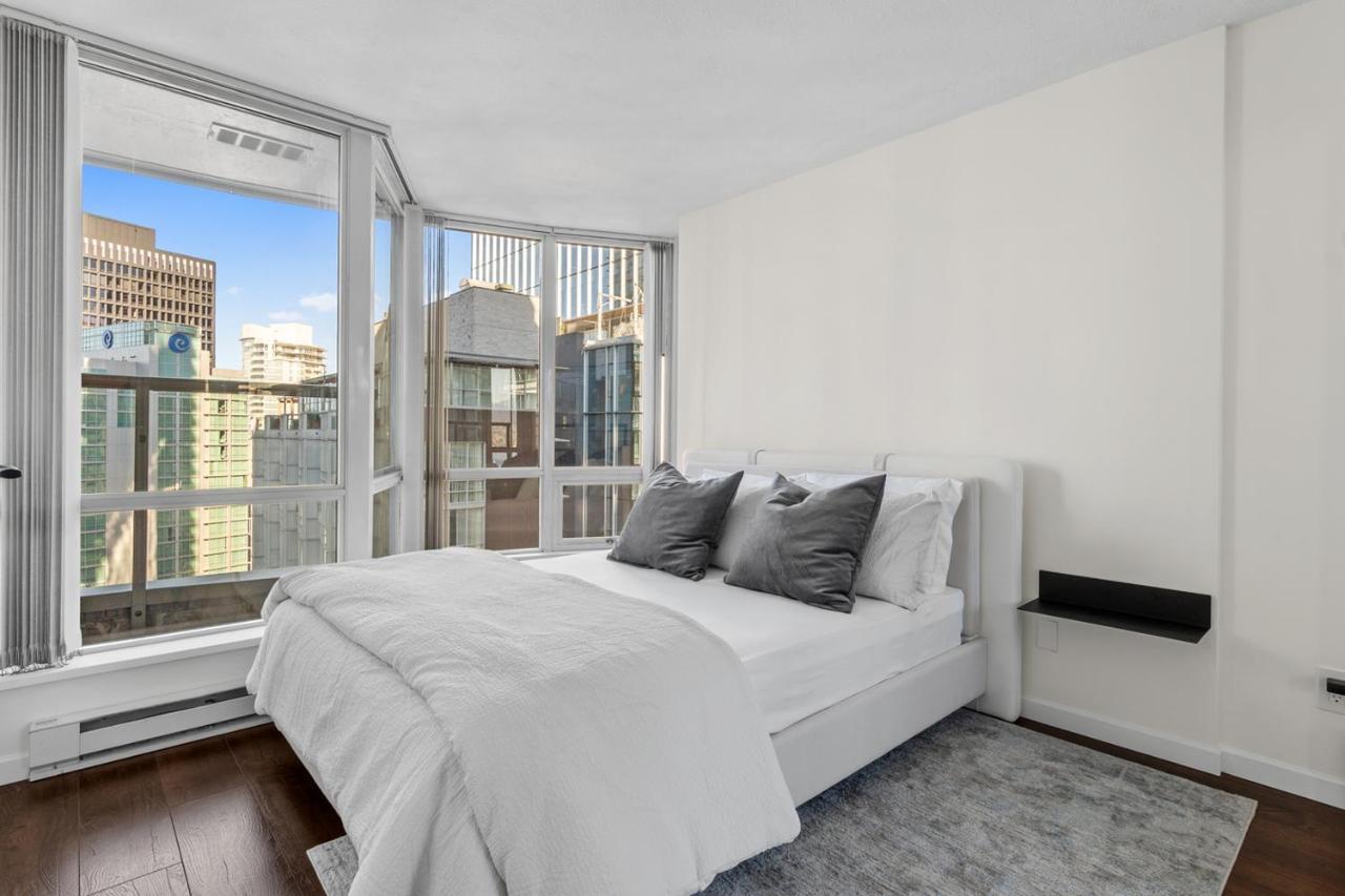 Appartamento Downtown Luxury 1Br Coal Harbour Vancouver Esterno foto
